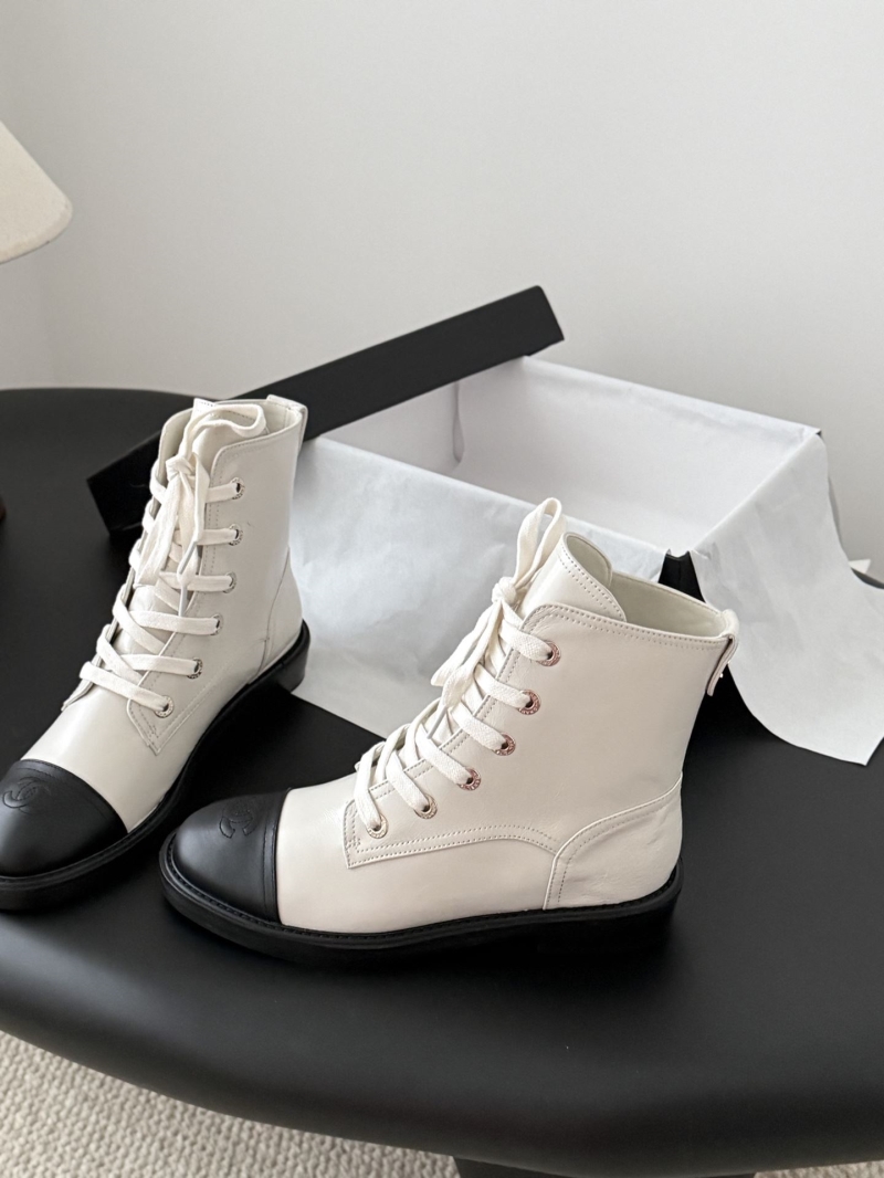 Ch**el boots